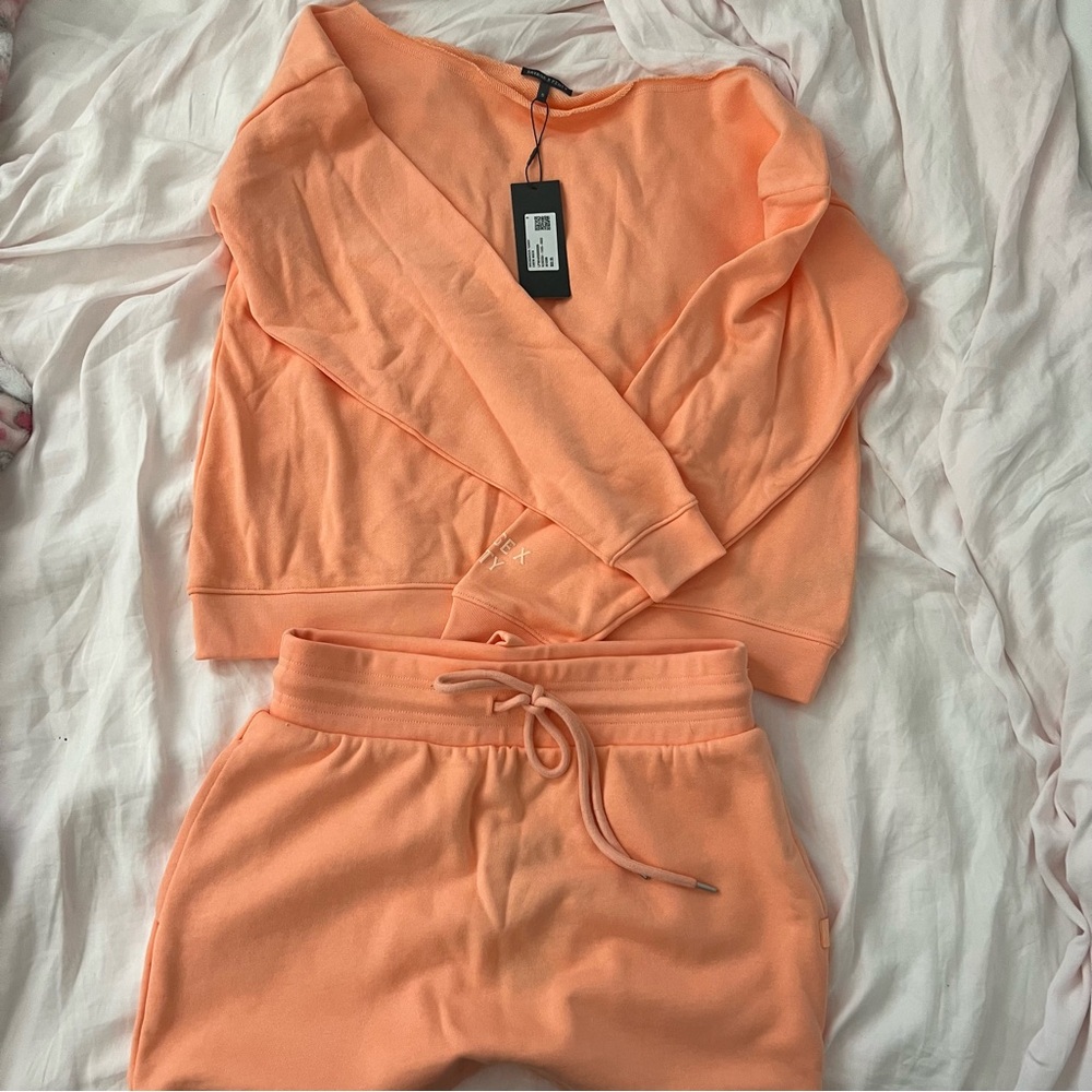 Savage X Fenty Peach Off Shoulder Sweatshirt & Skirt